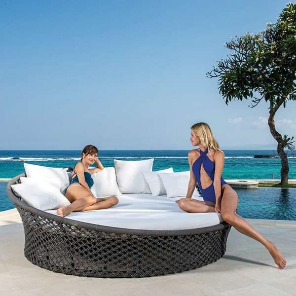 Moma Daybed - Image 3