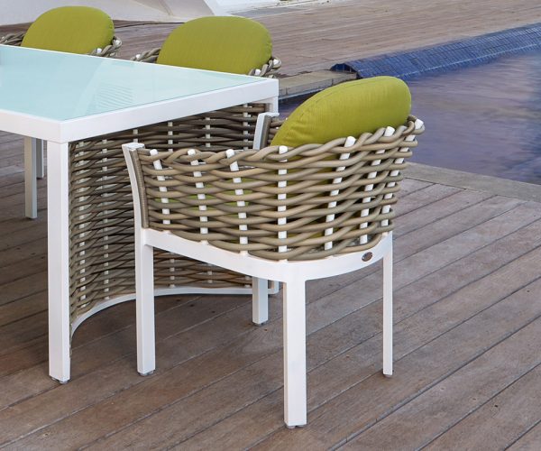 Olivia Table Set