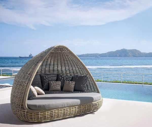 Shade Garden Seat - Image 2