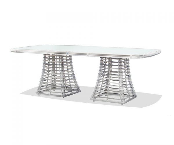 Villa Table Set